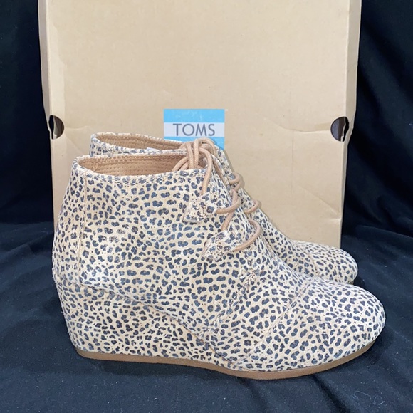 Toms wedge boots! - Picture 4 of 8